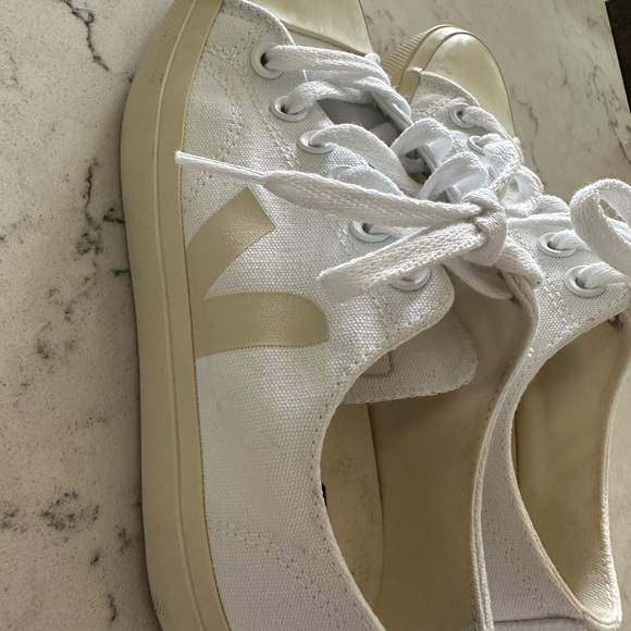 Veja watta bicolor low too sneaker - Picture 9 of 10